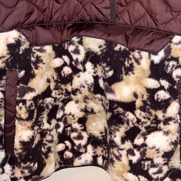 Columbia Women's Sherpa Hooded Pullover - Picture 7 of 13